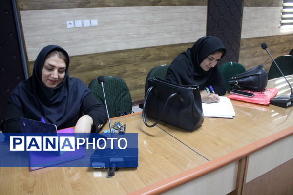 کارگاه آموزشی دانش‌افزایی تربیت مدرس آموزش خانواده آموزش و پرورش استان بوشهر