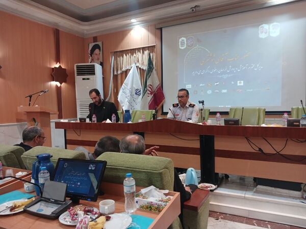 آیین انعقاد تفاهم‌نامه هنرستان‌های جوار و شرکای مهارتی در مشهد