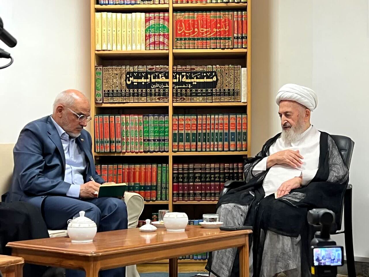 آیت‌الله سبحانی: همه باید پشتیبان مذاکرات باشیم و نتیجه را ملاک قرار دهیم