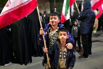 کسی که به وطن وفا نکند، به خویشتن هم نخواهد کرد