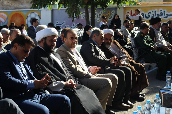 نواخته شدن زنگ مهر در مدارس یاسوج