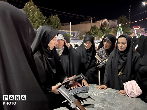 نود و دومین شب راهپیمایی و تجمع  مردم  ساوجبلاغ