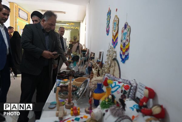 افتتاح نمایشگاه دست سازه های اوقات فراغت در بیرجند