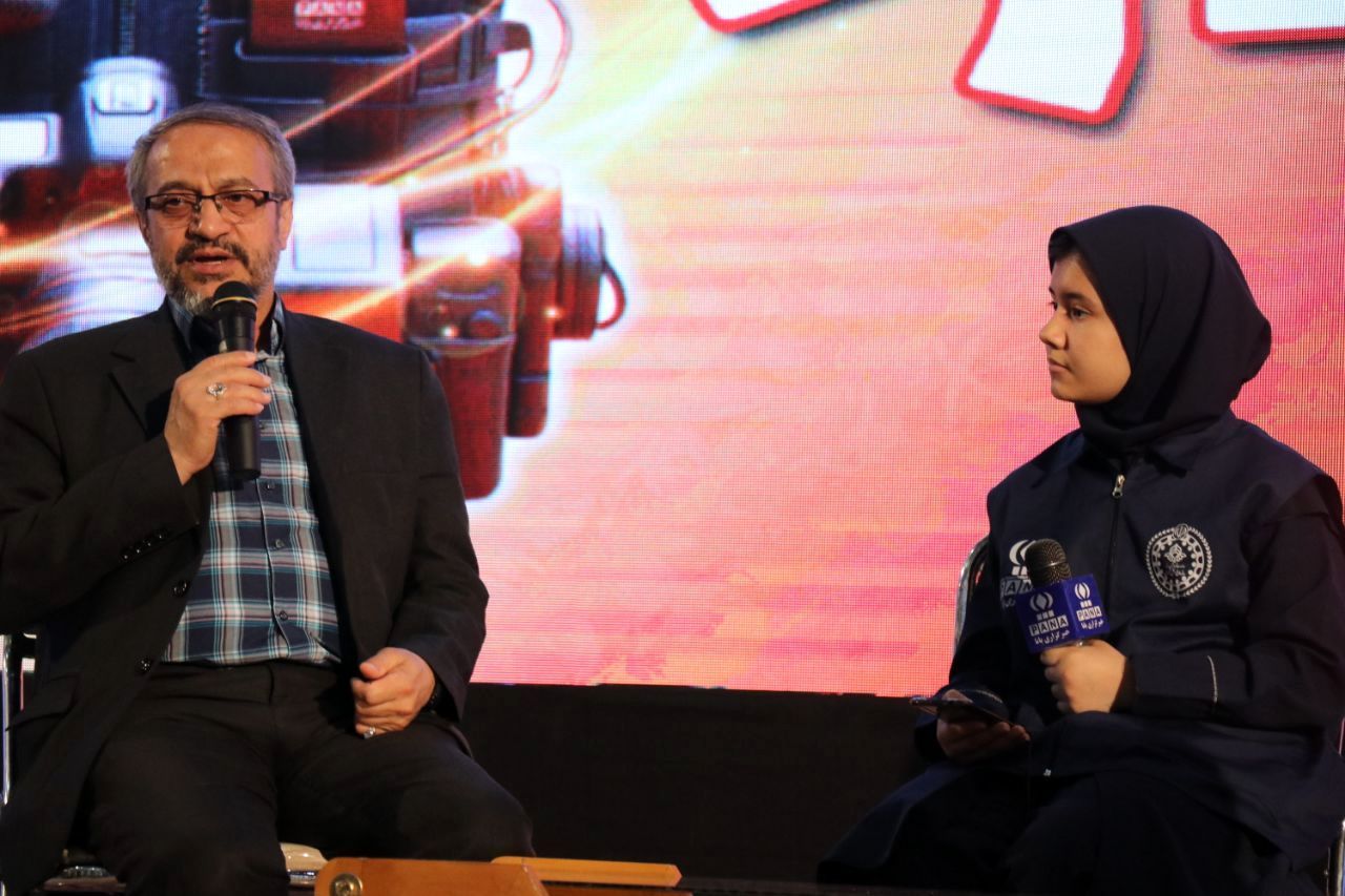 همایش مادر دختری خبرنگار شو