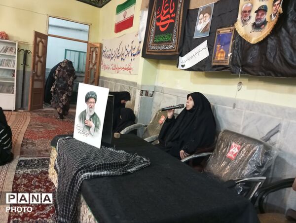 اقامه نماز جماعت همراه با افطاری در مسجد ابوالفضلی نیشابور 