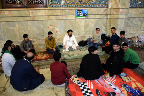 نخستین روز اعتکاف دانش‌آموزی در مساجد قم