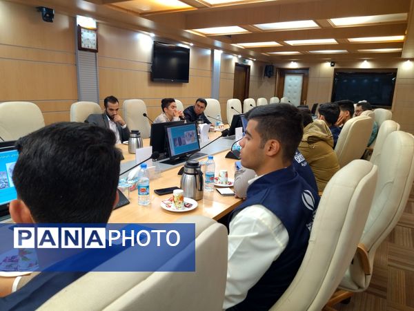 بازدید دانش‌آموز خبرنگاران پانا از ستاد ویژه توسعه فناوری نانو؛ آشنایی با دنیای فناوری‌های نوین