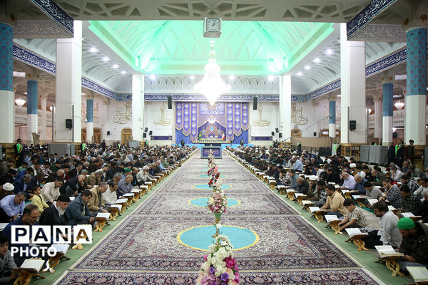 آیین ترتیل خوانی قرآن کریم در حرم حضرت معصومه(س)