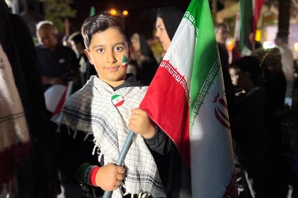 حضور کودکان در تجمعات مردمی کرج