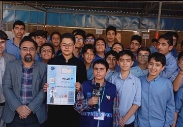بزرگداشت روز آزمایشگاه در دبیرستان استعدادهای درخشان شهید دستغیب ناحیه سه شیراز