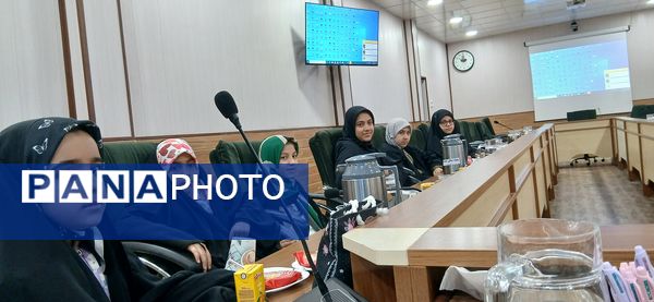 کارگاه مهارت خبرنگاری دانش‌آموزان مدارس شاهد قم