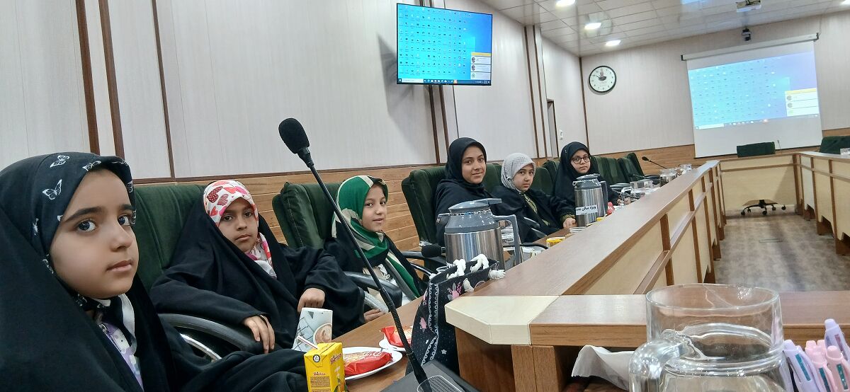 کارگاه مهارت خبرنگاری دانش‌آموزان مدارس شاهد قم