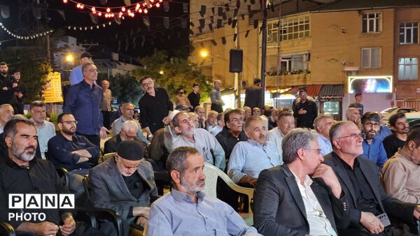 فارسان سیاه‌پوش محرم شد