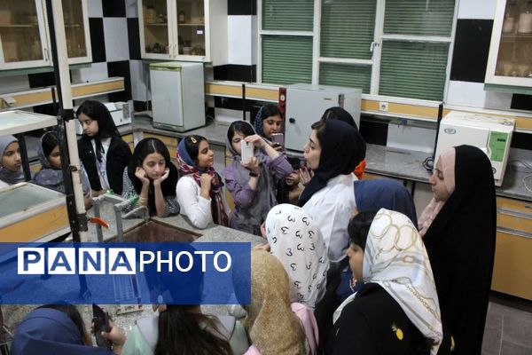 کارگاه علمی دانش‌آموزی زیست محیطی یزد