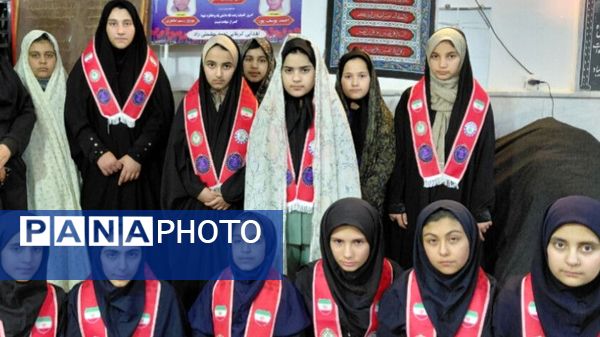 شور اعتکاف دختران و پسران بردسکن در یک صف معنوی