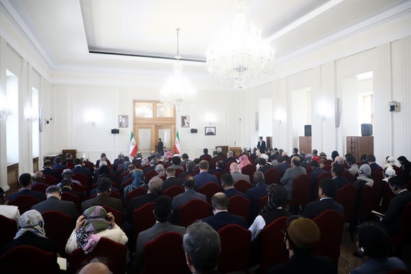 نشست معاون حقوقی و بین المللی وزیر امور خارجه با سفرا و روسای نمایندگی‌های خارجی
