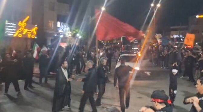 تجلی وفاداری؛ شکوهِ حضور در مسیرِ خونخواهیِ رهبر شهید