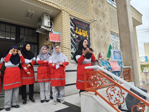 بیست و ششمین مانور زلزله و ایمنی در دبستان شهید تیمور فروغی 