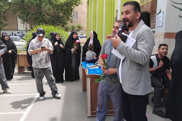 تجلی محبت و قدردانی از زحمات معلمان  در جشن سپاس معلم مدارس شهرستان ملارد 