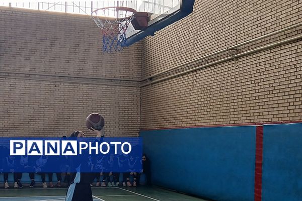 آغاز مسابقات استانی بسکتبال دختران شهرستانهای تهران در کهریزک 