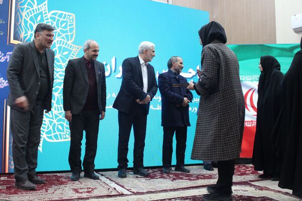 سومین جلسه دوره آموزشی مدیران دبیرستان های نمونه دولتی و شبانه‌روزی استان خراسان رضوی