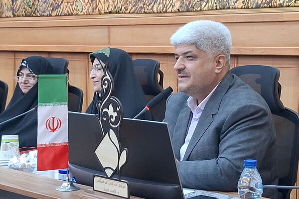 آموزش خانواده مهمترین راه حل در تربیت دانش‌آموزان