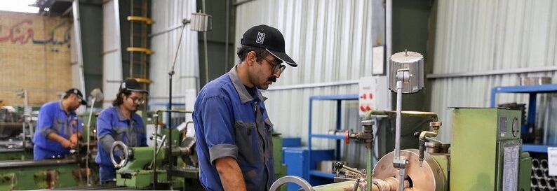 تورم تولید کننده از ۸۰ به ۲۸.۹ درصد در سه سال گذشته رسید