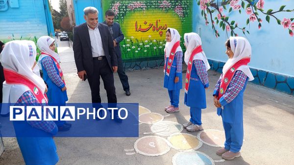 پایگاه تغذیه سالم در دبستان ارشاد ناحیه ۶ مشهد مقدس