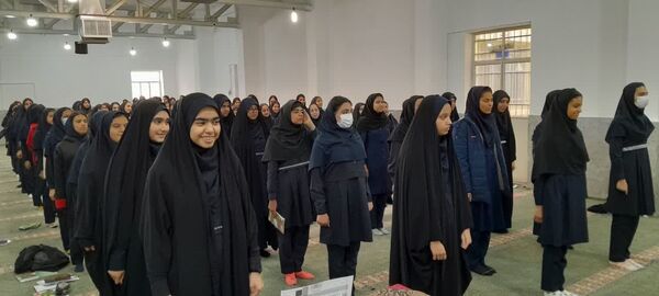 برگزاری جلسه توجیهی و آموزشی آمادگی دفاعی در دبیرستان دخترانه معلم