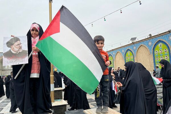 فریاد پیشوا علیه صهیونیسم در روز قدس؛ امضای طومار محکومیت و المان سازی در راهپیمایی روز قدس
