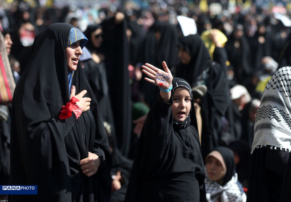 نماز جمعه تهران به امامت مقام معظم رهبری