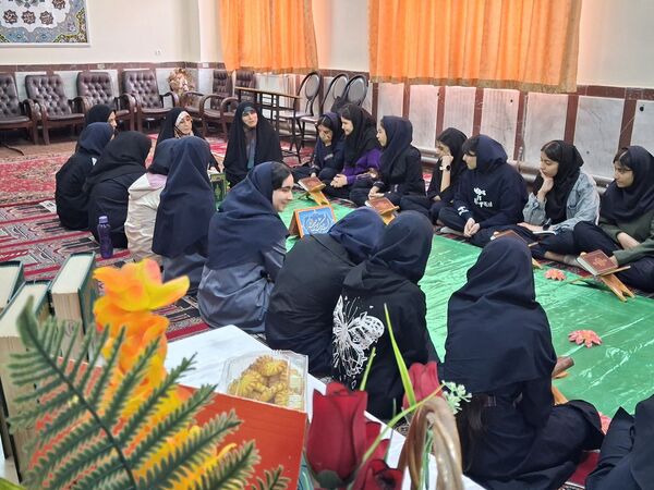 نگاهی به محفل انس با قرآن مدرسه شهید مدرس ناحیه۳ تبریز