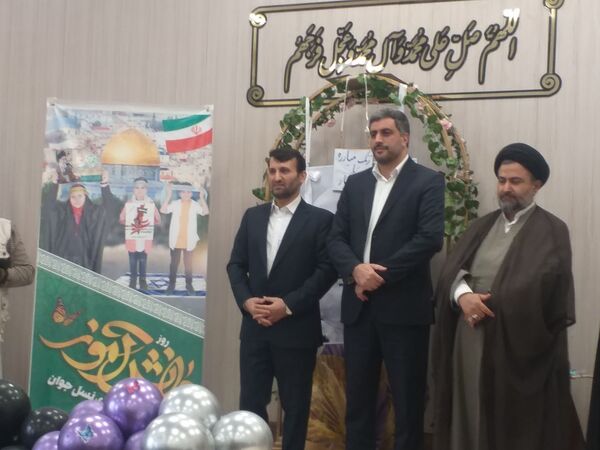 آیین نواختن زنگ ملی مبارزه با استکبار ستیزی در دبیرستان دخترانه متوسطه دوره اول توحید 