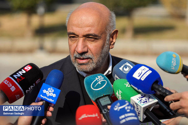 حاشیه جلسه هیات دولت - 17 دی