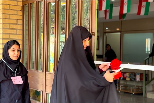 جشنواره فردا در مدرسه ایثار۲ ناحیه یک شهرری