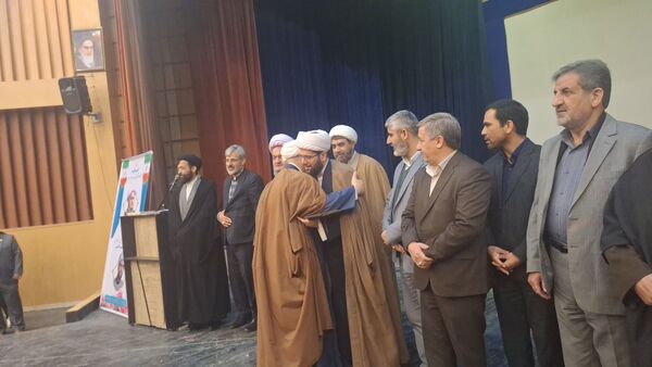 امام جمعه جدید تاکستان معرفی شد