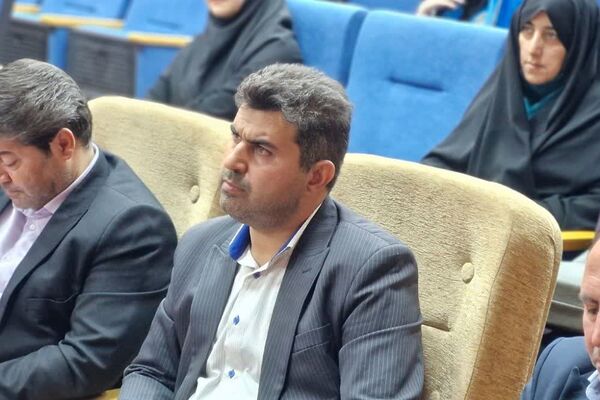 گرامیداشت هفته پیوند انجمن‌ و اولیا در قرچک