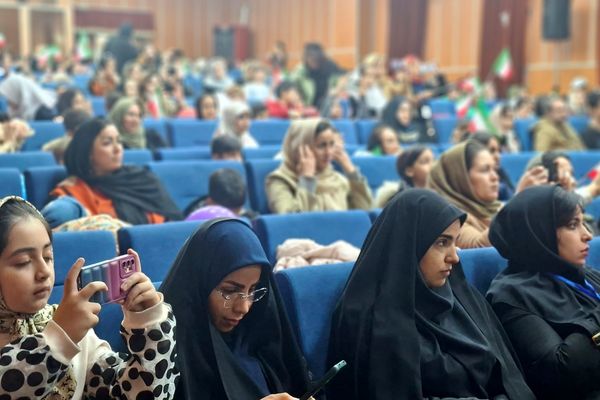 برگزاری جشنواره فرهنگی- تربیتی، هنری خانواده بزرگ کانون ملائک قرچک