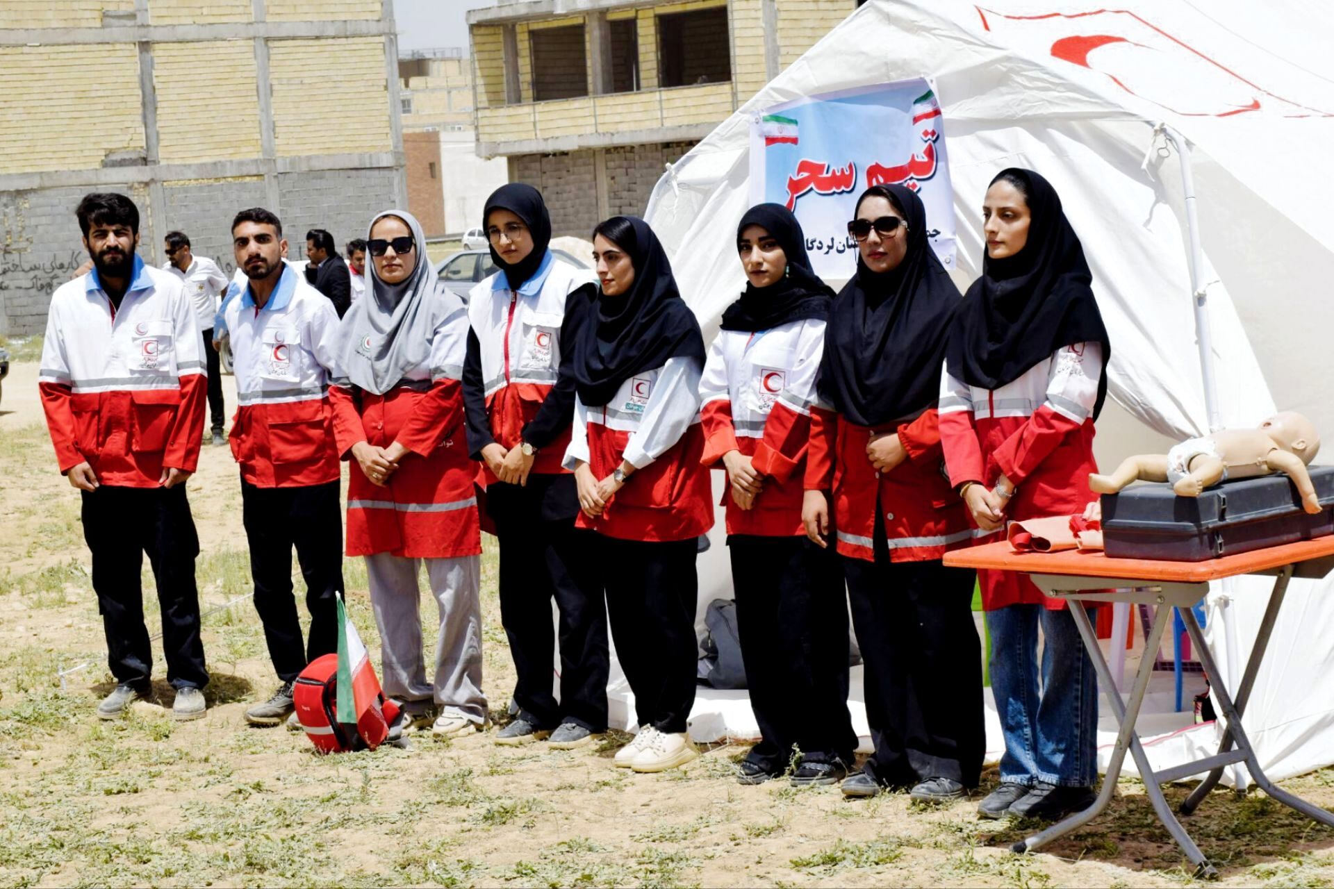 نبرد با دشواری؛ تمرین اقتدار امدادگران هلال‌احمر در ارتفاعات لردگان