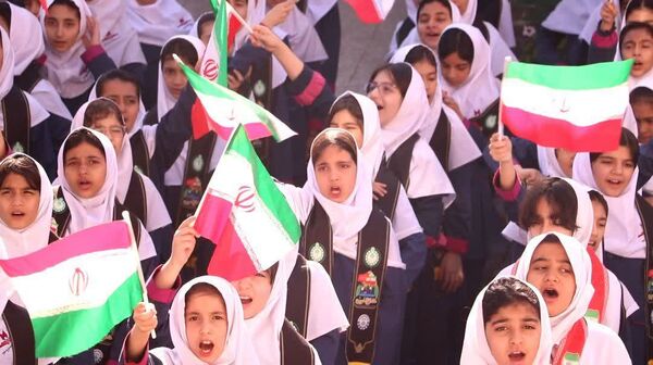 همایش وطن یار در دبستان فاطمیه گرگان