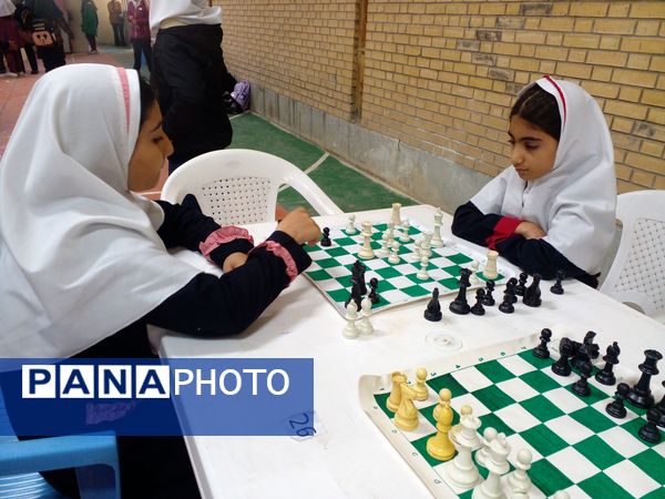  مسابقات شطرنج دختران مقطع ابتدایی شهرستان قدس