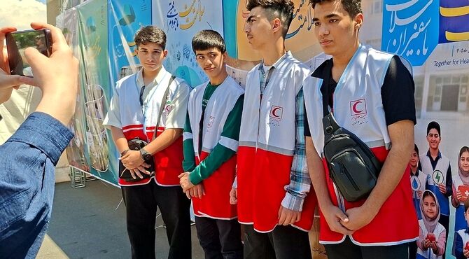  تأثیر  وبینار کشوری در هفته سلامت بر روی دانش آموزان دادرس 