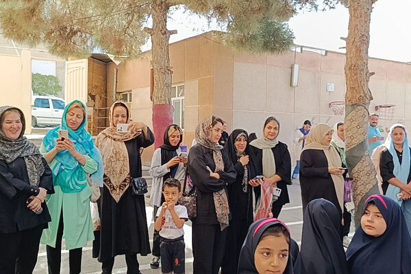 برگزاری جشن شکوفه های کلاس اولی در مدارس میقات و حضرت معصومه (س) منطقه پردیس 