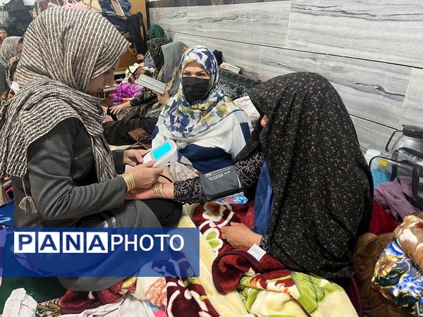 مراسم اعتکاف مادر دختری در مسجد صاحب الزمان آشخانه