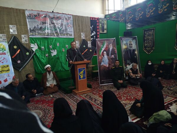 اعزام دانش‌آموزان دختر آشخانه به اردوی راهیان نور