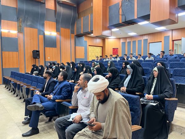 گفتمان نماز با حضور دانش‌آموزان دختر شهر قدس