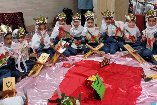 جشن قرآن کلاس اولی‌های مدرسه قمصری دوره اول ورامین