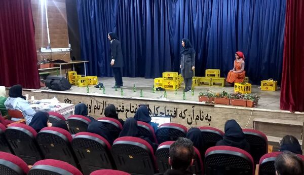 قطار داوری آثار چهل و سومین جشنواره فرهنگی هنری آموزش و پرورش ناحیه ۳ به ایستگاه پایانی رسید