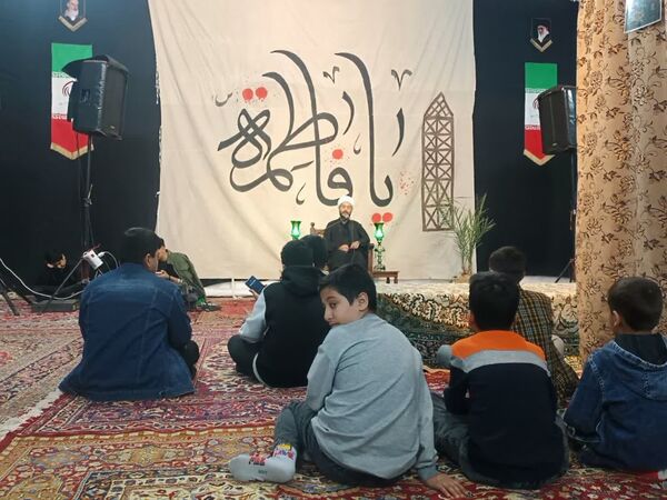 مراسم عزاداری دهه فاطمیه در مسجد مهرولایت با میهمانی شهید گمنام