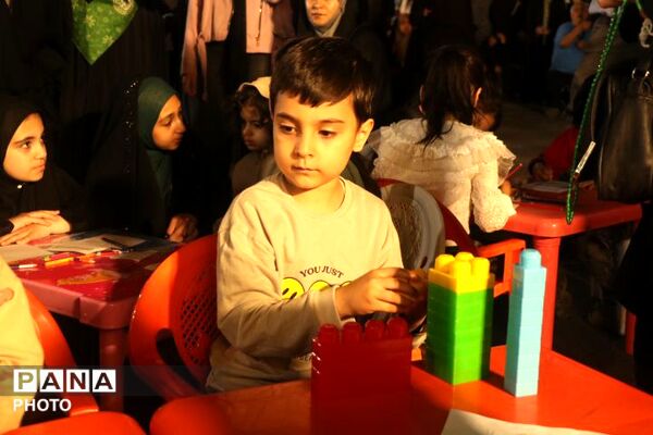 مردم گرگان همچنان ایستاده در شب84